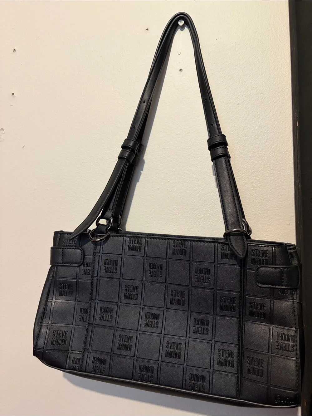 Steve Madden sleek black